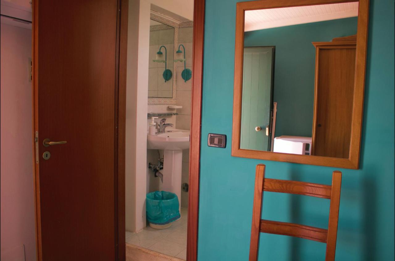 Bed and Breakfast La Trinacria à Giardini-Naxos Extérieur photo